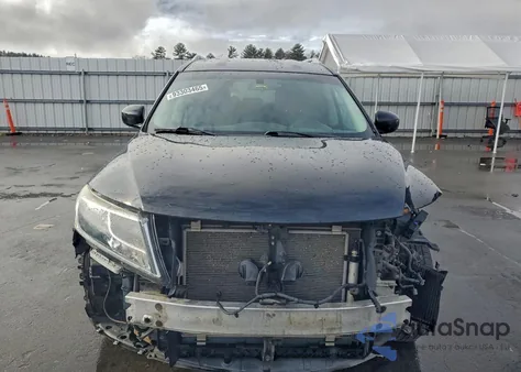 2016 Nissan Pathfinder S z USA, uszkodzony, nr VIN 5N1AR2MM6GC610900